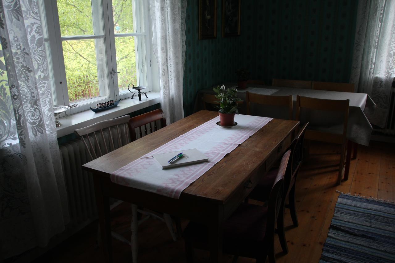 Mora Vandrarhem Och Gaesthem Vinas ภายนอก รูปภาพ